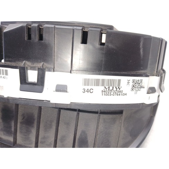 Recambio de cuadro instrumentos para hyundai i40 comfort referencia OEM IAM 940233Z560  