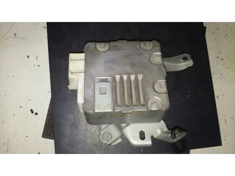 Recambio de centralita direccion para toyota yaris 1.4 turbodiesel cat referencia OEM IAM 896500D160  