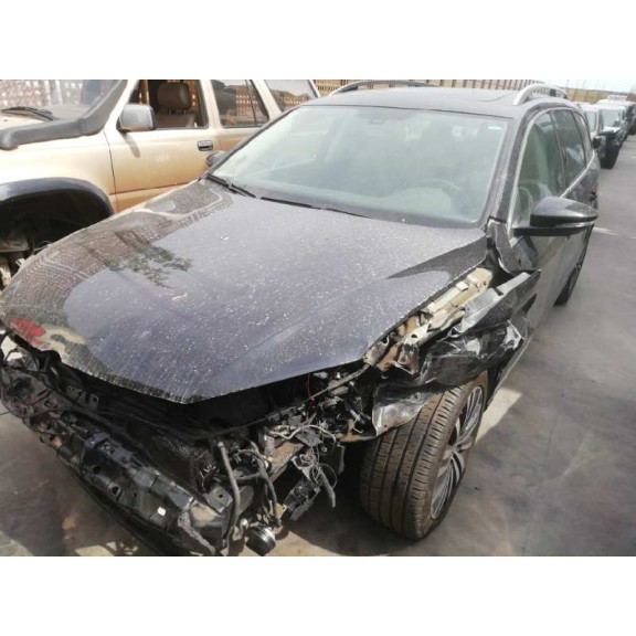 volkswagen passat variant (365) del año 2011