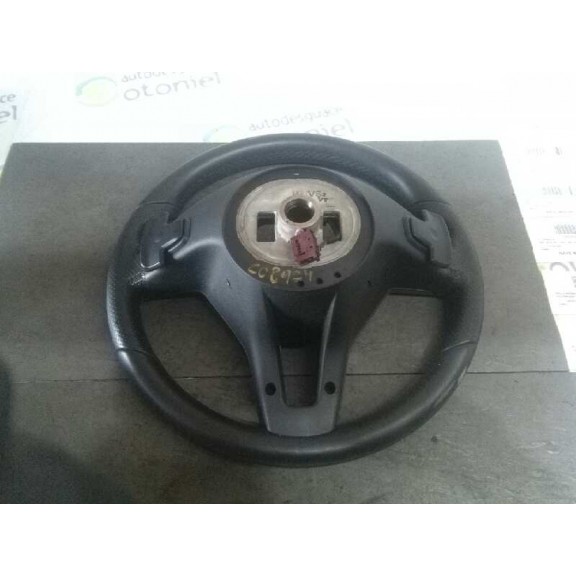 Recambio de volante para mercedes-benz clase cla (w117) cla 220 cdi (117.303) referencia OEM IAM  CON MANDOS 3 RADIOS