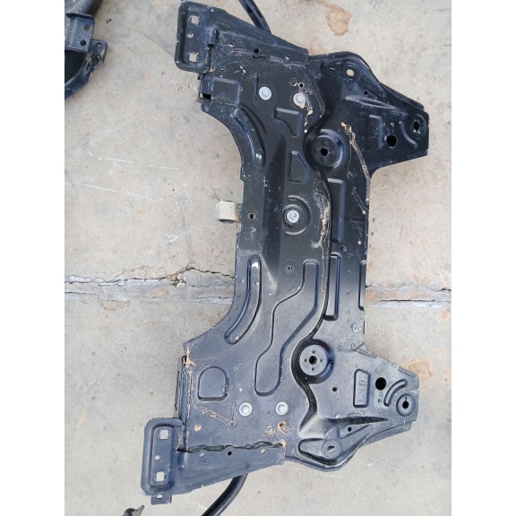 Recambio de puente delantero para peugeot 2008 ii (ud_, us_, uy_, uj_, ur_, uc_) 1.2 puretech 100 referencia OEM IAM   