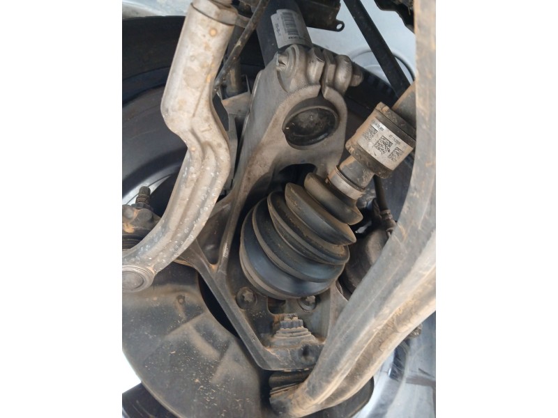 Recambio de mangueta delantera izquierda para mercedes-benz gla (h247) gla 200 d (247.712) referencia OEM IAM A2473320100  A2473