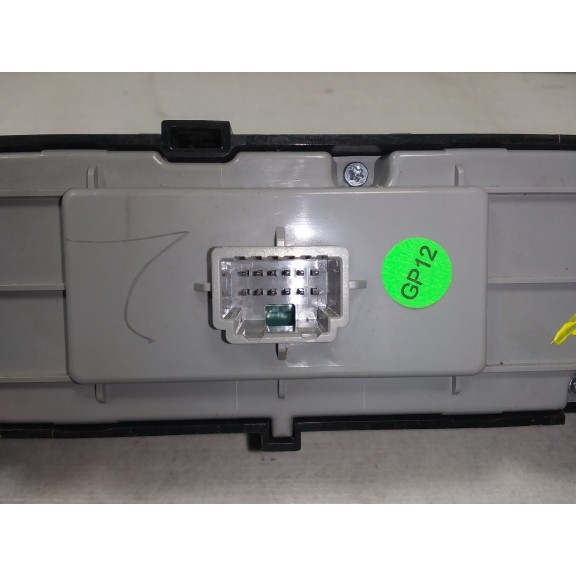 Recambio de mando climatizador para mg mg zs suv 1.5 vti referencia OEM IAM 528193772  