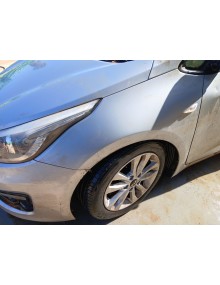 Recambio de aleta delantera izquierda para kia cee´d (jd) 1.4 mpi referencia OEM IAM 66311A2030   2
