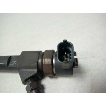 Recambio de inyector para opel insignia berlina 2.0 cdti referencia OEM IAM 0445110327  