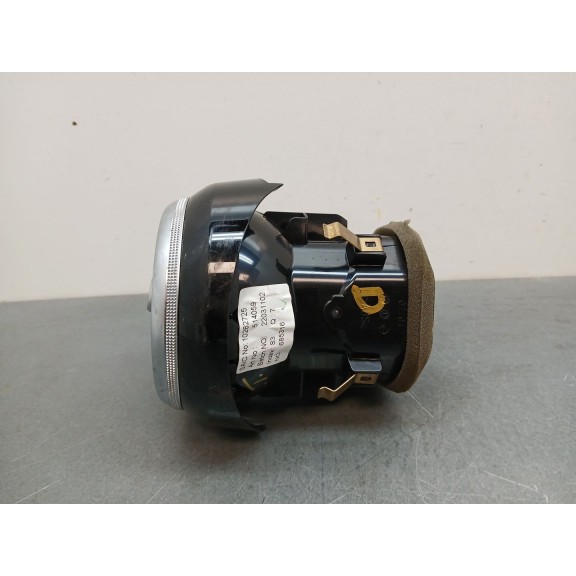 Recambio de aireador para mg zs luxury referencia OEM IAM 10262725  