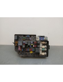 Recambio de caja reles / fusibles para mg zs luxury referencia OEM IAM 10837494 carcasa rota 