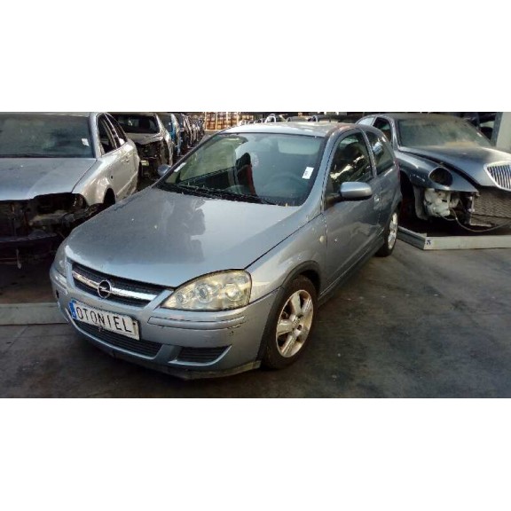 opel corsa c del año 2004