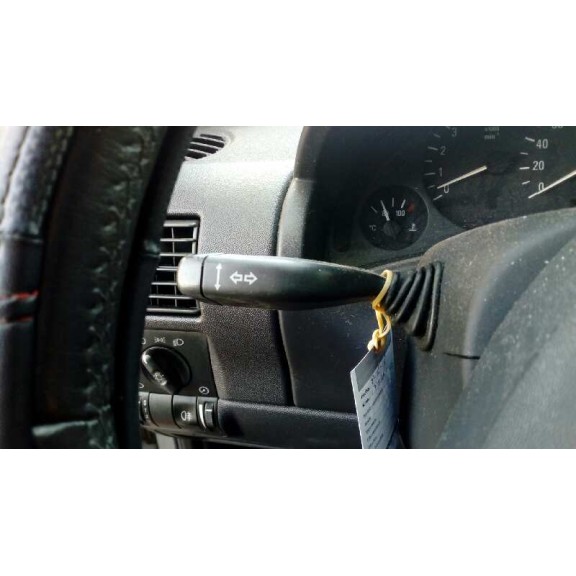 opel corsa c del año 2004