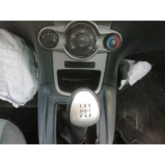 ford fiesta (cb1) del año 2010