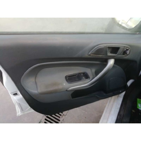 ford fiesta (cb1) del año 2010