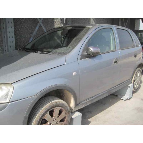 opel corsa c del año 2003