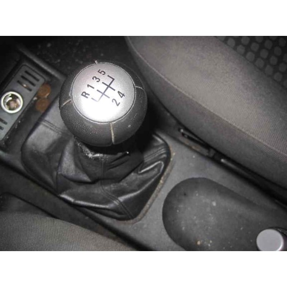 opel corsa c del año 2003