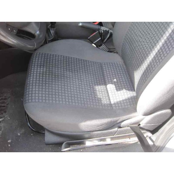 opel corsa c del año 2003