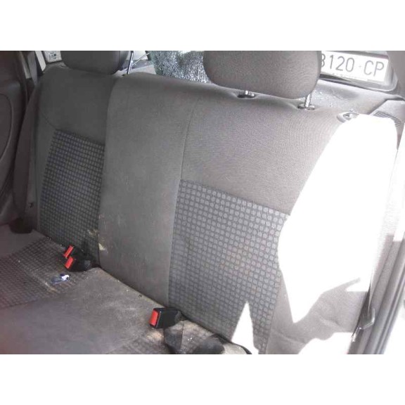 opel corsa c del año 2003