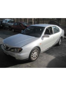 nissan primera berlina (p11) del año 2000 2