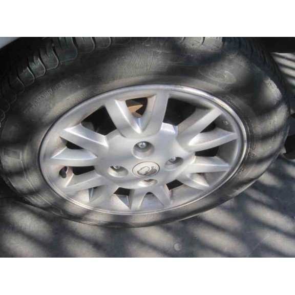 nissan primera berlina (p11) del año 2000