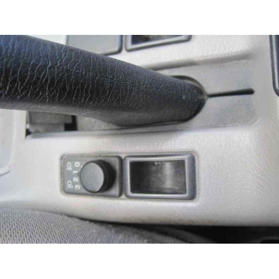 nissan primera berlina (p11) del año 2000