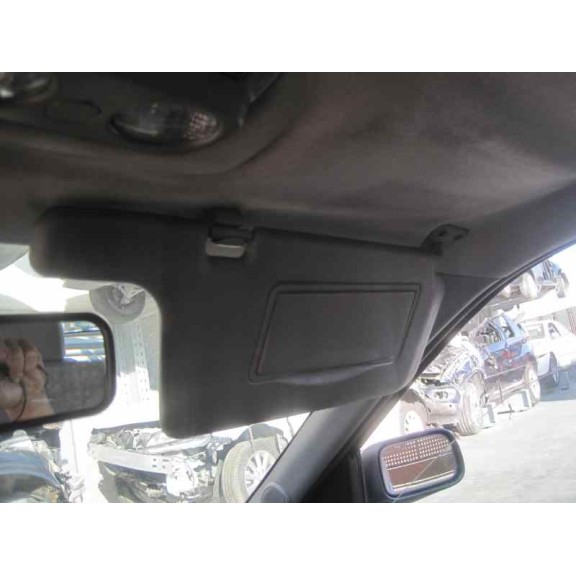 nissan primera berlina (p11) del año 2000