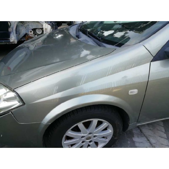 nissan primera berlina (p12) del año 2005