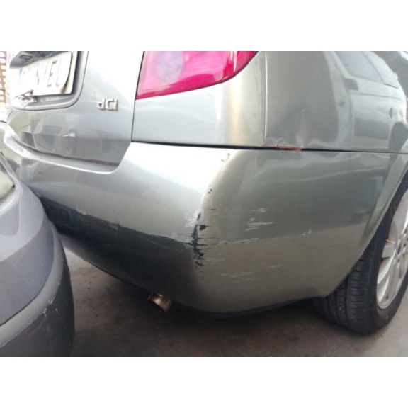 nissan primera berlina (p12) del año 2005