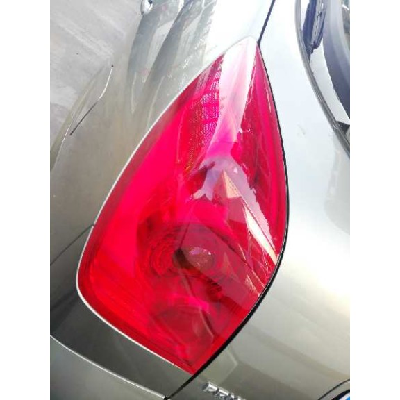 nissan primera berlina (p12) del año 2005