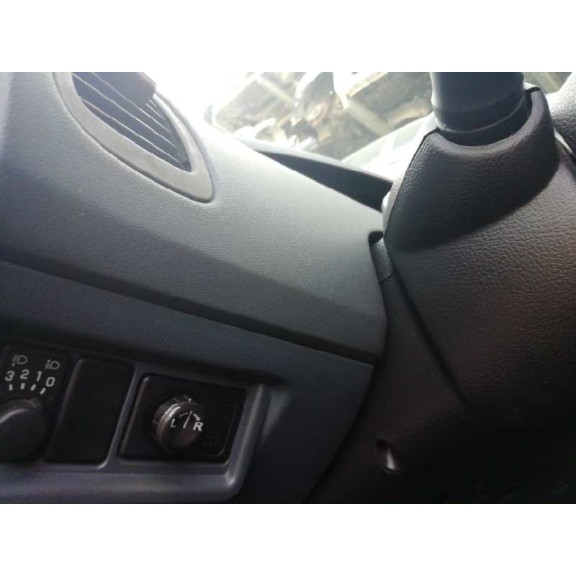 nissan primera berlina (p12) del año 2005