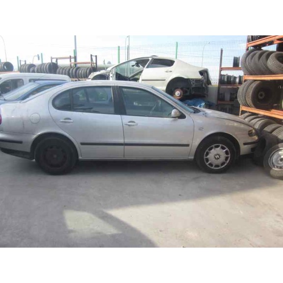 seat toledo (1m2) del año 2001