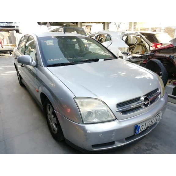 opel vectra c berlina del año 2003