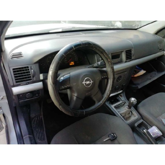 opel vectra c berlina del año 2003