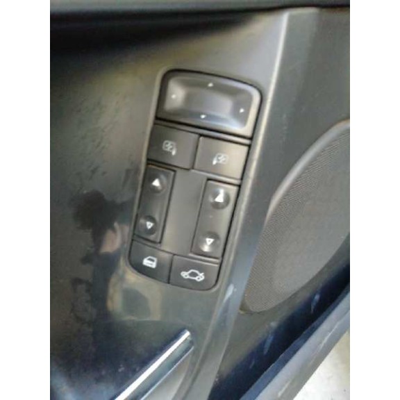 opel vectra c berlina del año 2003