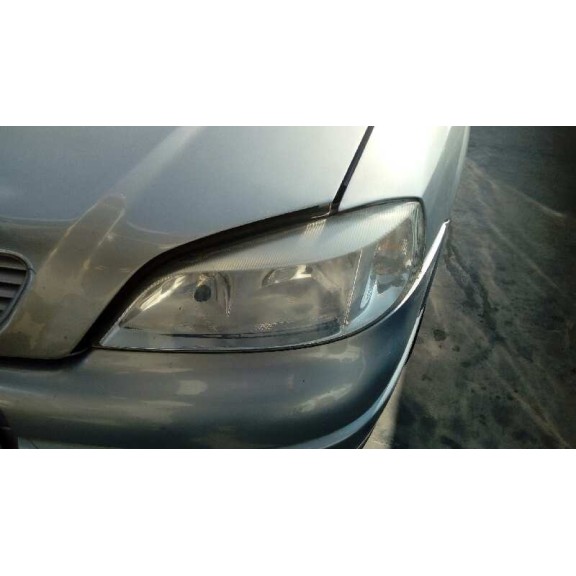 opel astra g berlina del año 2001