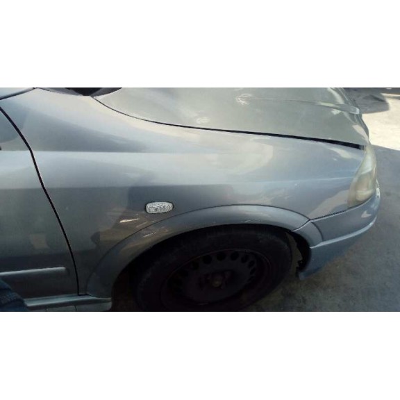 opel astra g berlina del año 2001