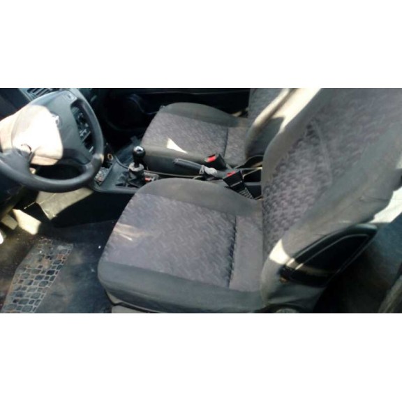 opel astra g berlina del año 2001