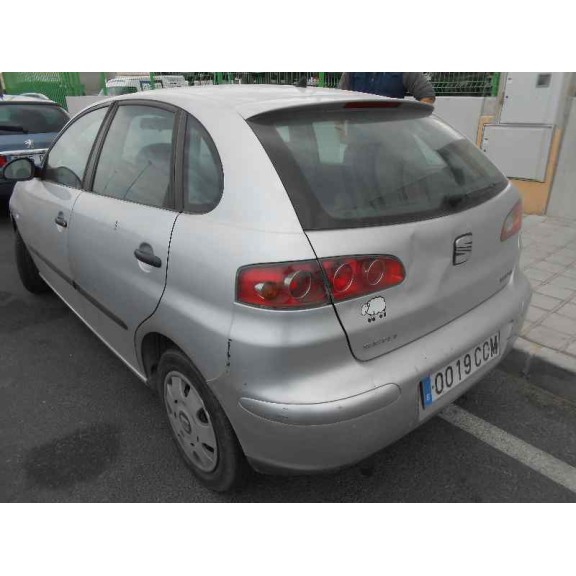 seat ibiza (6l1) del año 2002