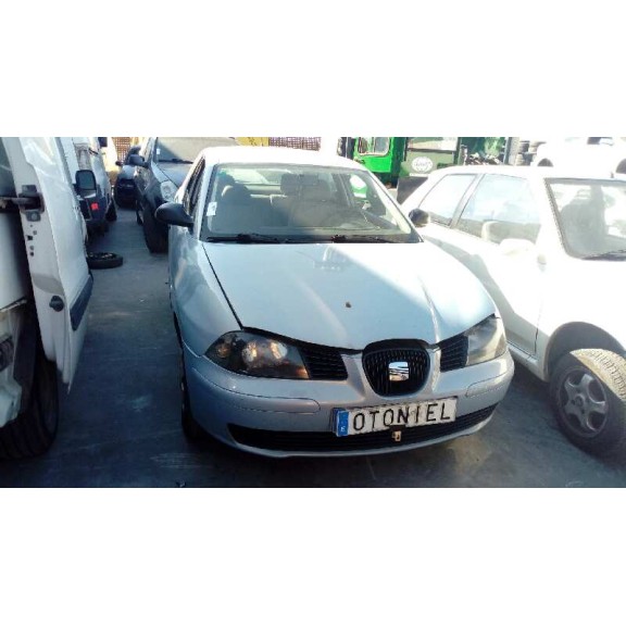 seat ibiza (6l1) del año 2003