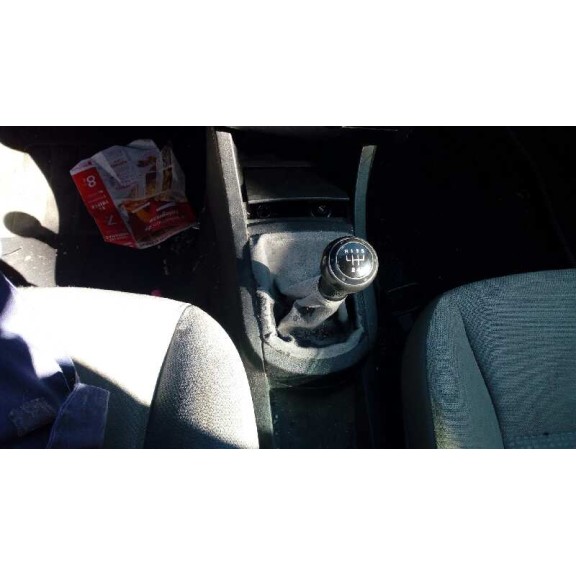 seat ibiza (6l1) del año 2003