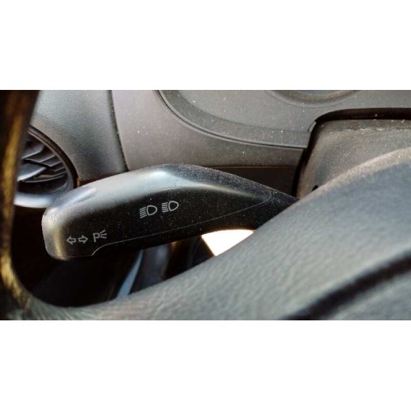 seat ibiza (6l1) del año 2003