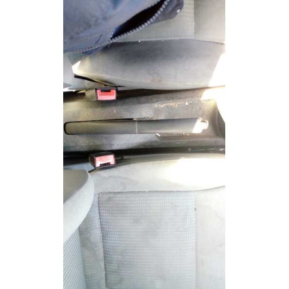 seat ibiza (6l1) del año 2003