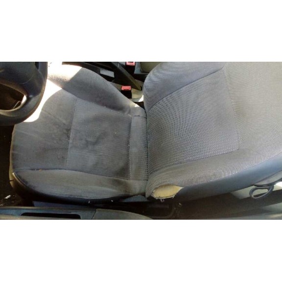 seat ibiza (6l1) del año 2003