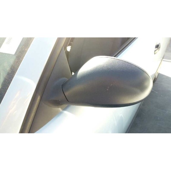 seat ibiza (6l1) del año 2003