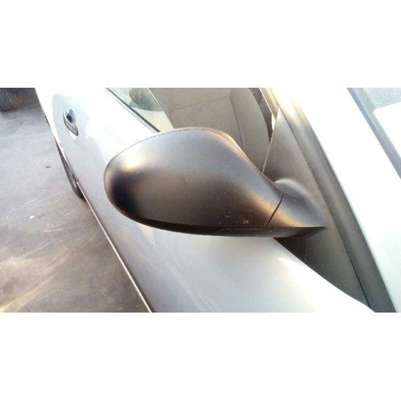 seat ibiza (6l1) del año 2003