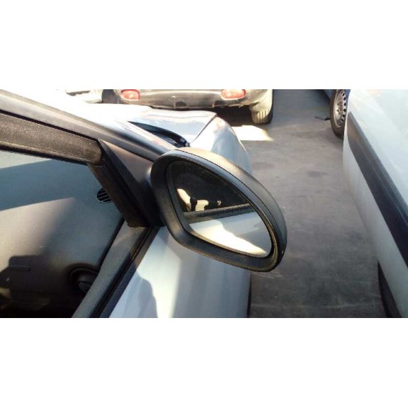 seat ibiza (6l1) del año 2003