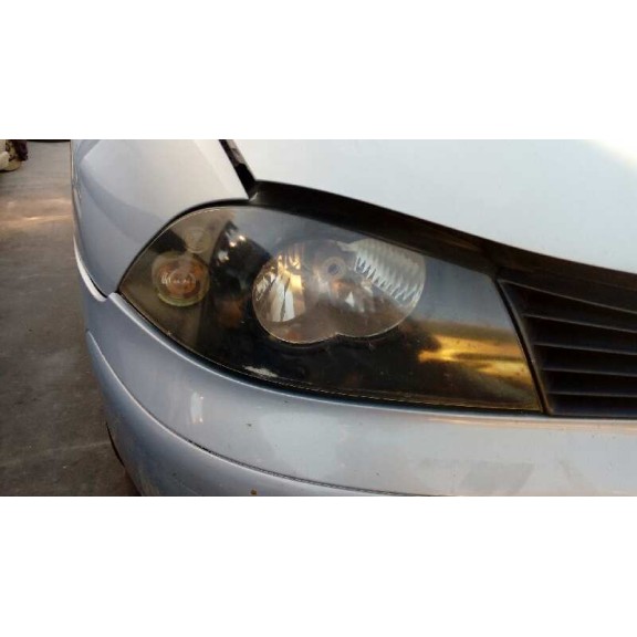 seat ibiza (6l1) del año 2003