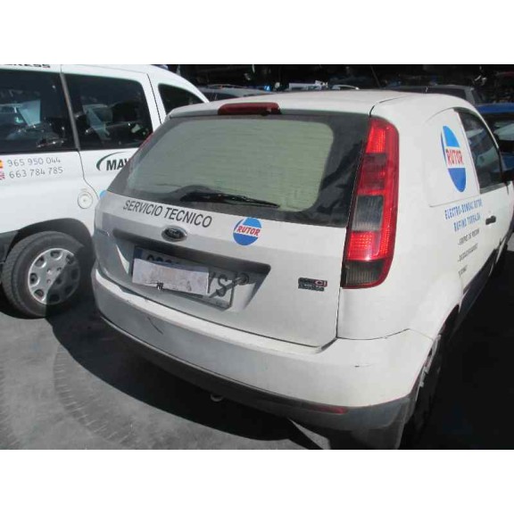 ford fiesta (cbk) del año 2004