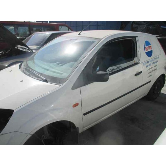 ford fiesta (cbk) del año 2004