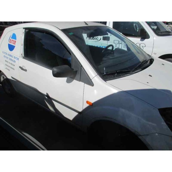 ford fiesta (cbk) del año 2004