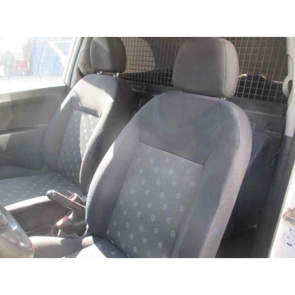 ford fiesta (cbk) del año 2004