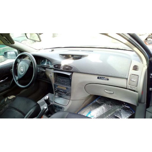 renault laguna ii (bg0) del año 2002