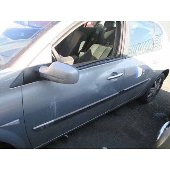 renault megane ii classic berlina del año 2004